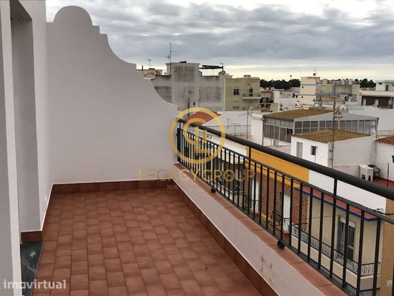 Excelente Apartamento T1+1 ( dois lugares de garagem ) - Grande imagem: 3/25