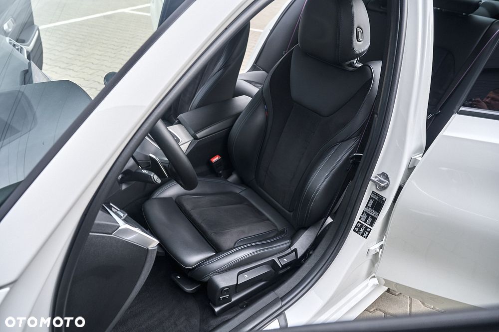 BMW Seria 3 320d xDrive M Sport - 23