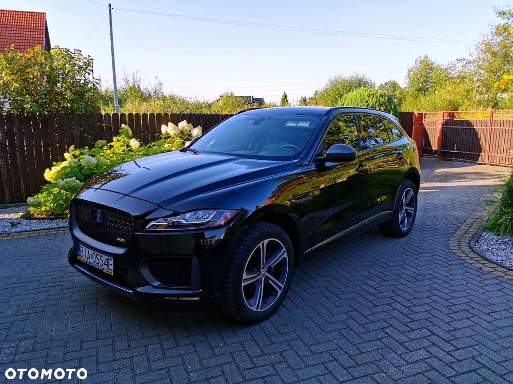 Jaguar F-Pace - 1