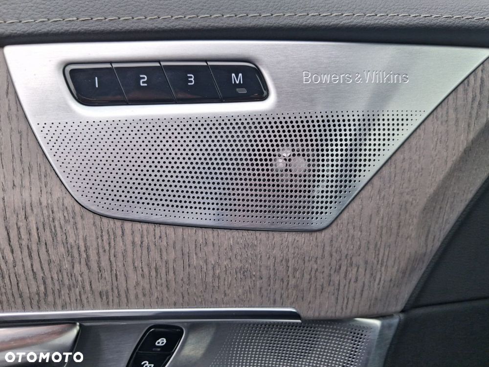 Volvo XC 90 - 19