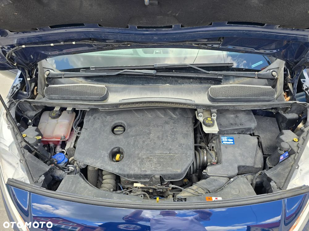 Ford Tourneo Connect Grand - 16