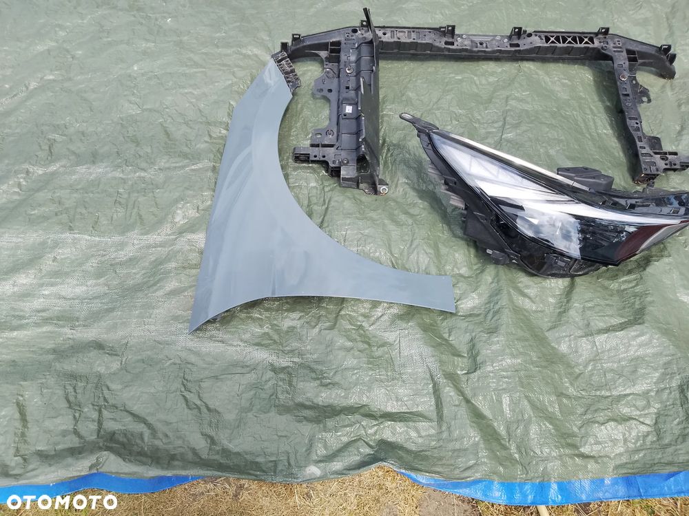 Hyundai Elantra VII 2020-23 lampa przednia prawa - 1