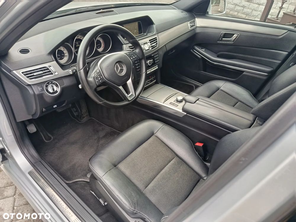 Mercedes-Benz Klasa E 220 CDI 7G-TRONIC Avantgarde - 17