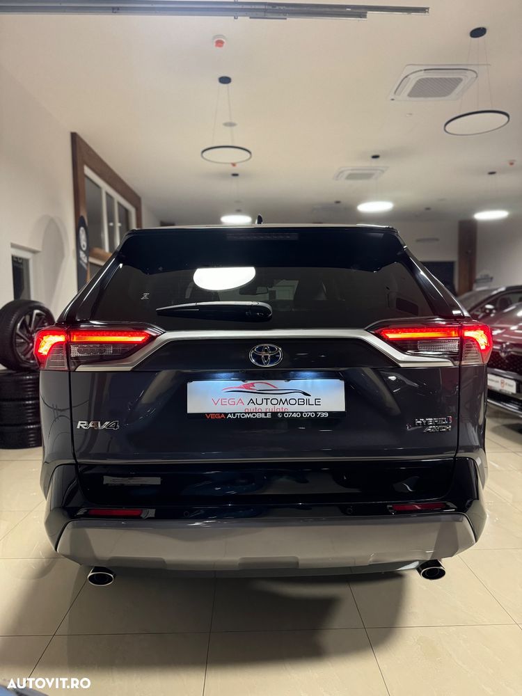 Toyota RAV4 2.5 4x4 Team Deutschland - 36