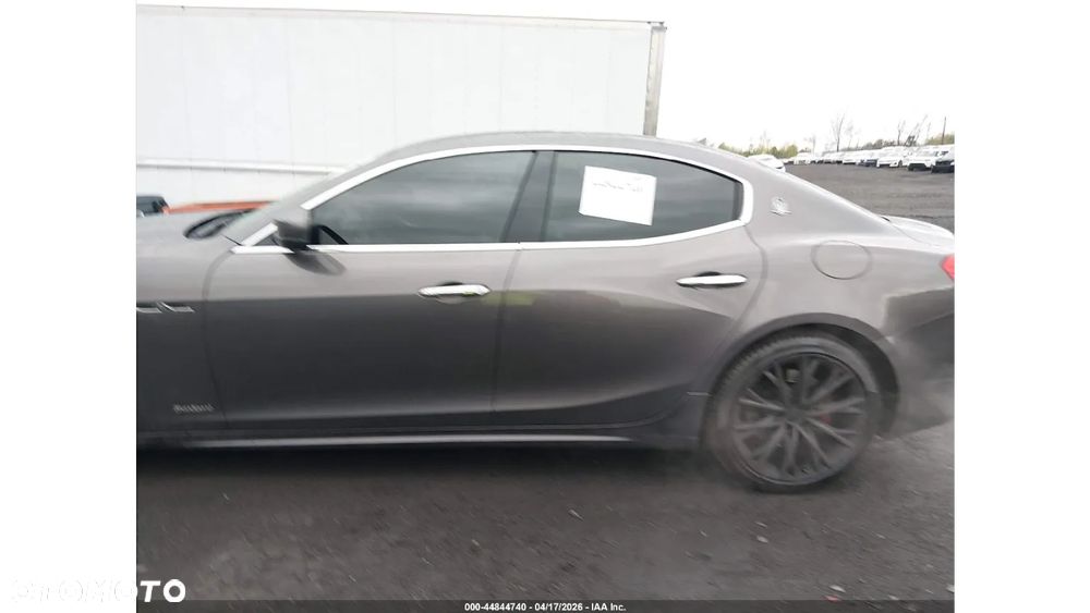 Maserati Ghibli - 8