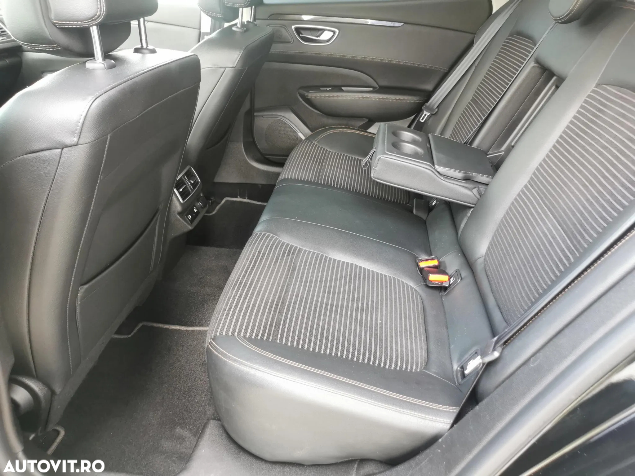 Renault Talisman ENERGY dCi 160 EDC INTENS - 13