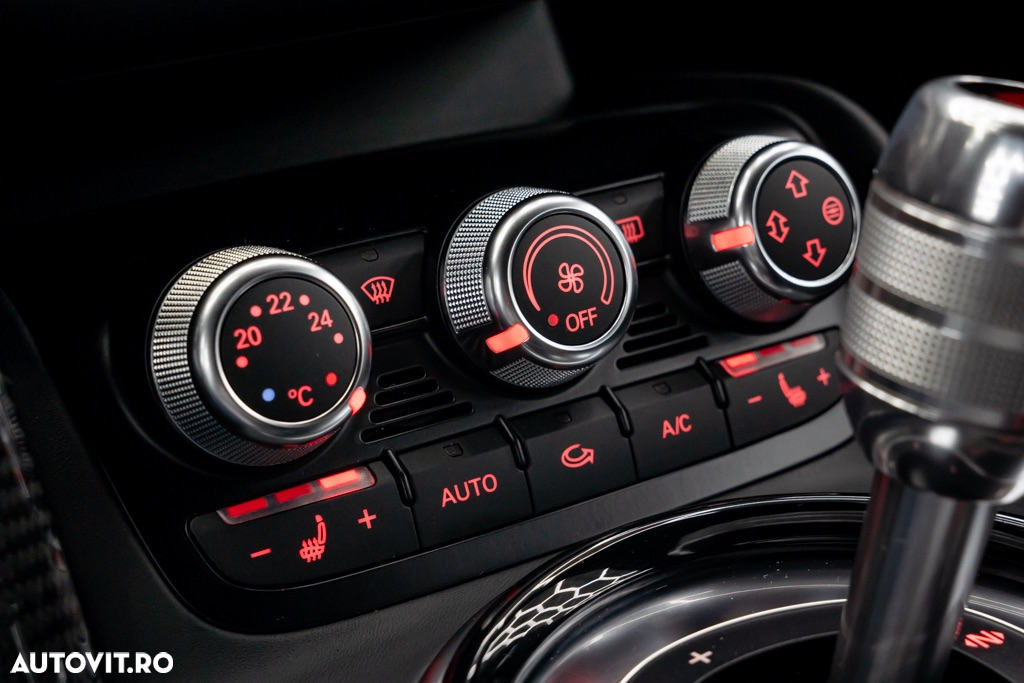 Audi R8 Coupe 4.2 FSI Quattro Stronic - 34