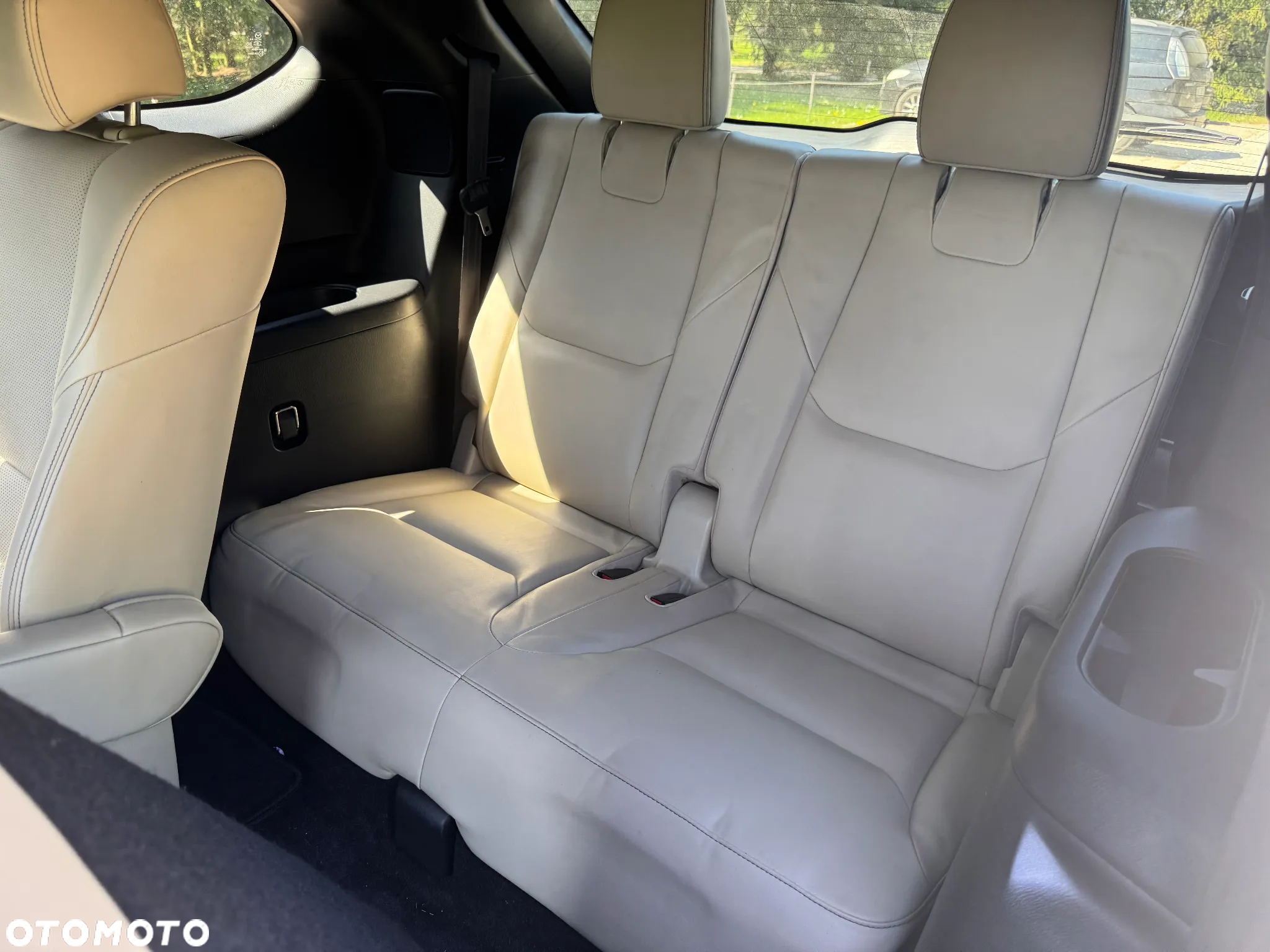 Mazda CX-9 - 10