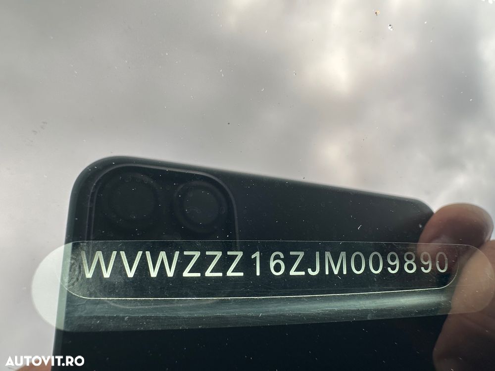 Volkswagen Jetta 2.0 TDI Comfortline - 11