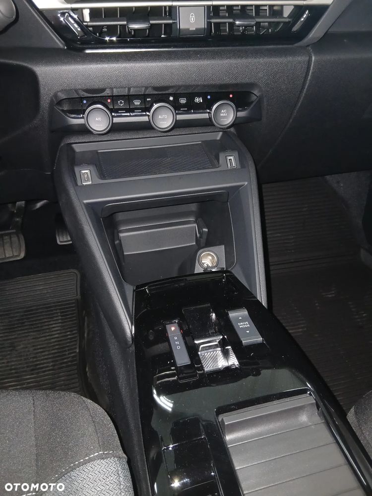 Citroën C4 1.2 mHEV You eDCT6 - 4