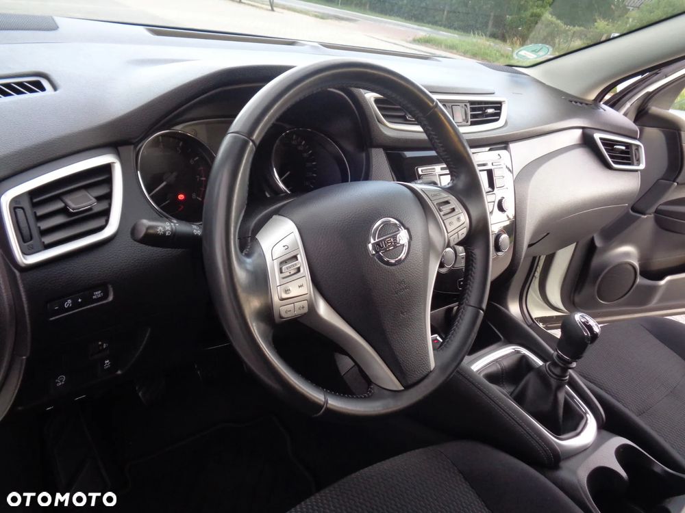 Nissan Qashqai 1.2 DIG-T Tekna+ - 22