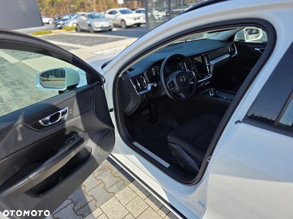 Volvo V60 B3 B Momentum Pro - 16