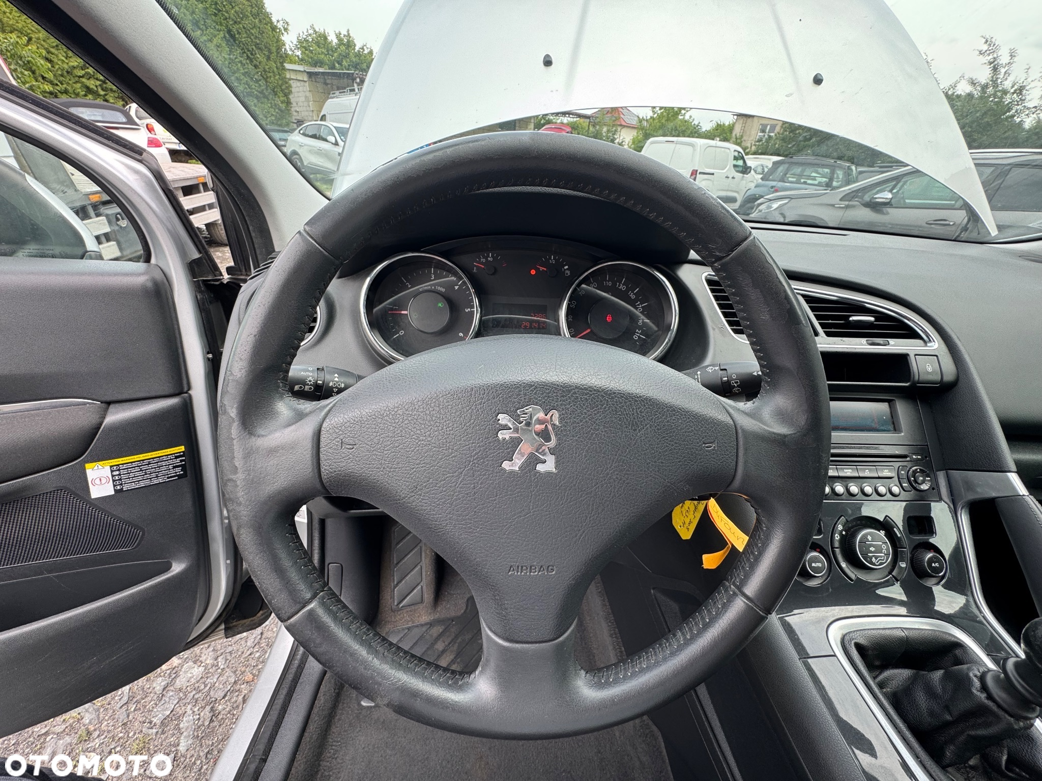Peugeot 3008 1.6 HDi Premium - 16