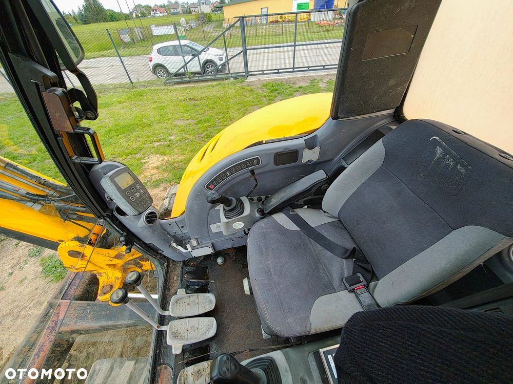 JCB 8080 - 7