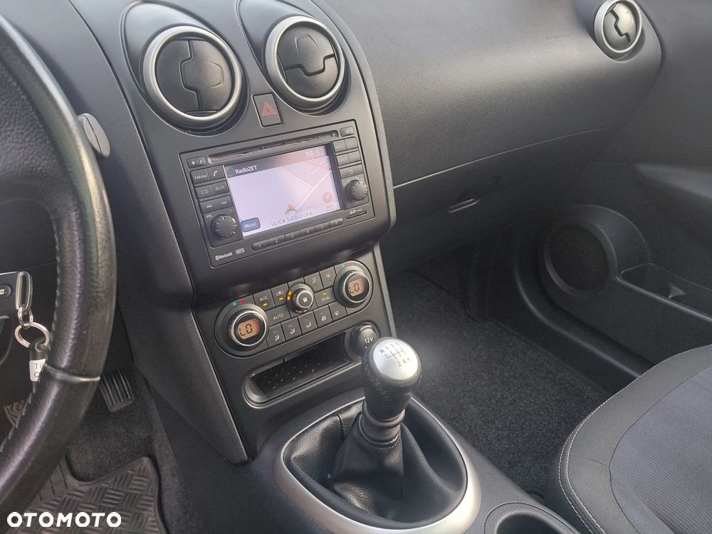Nissan Qashqai+2 - 15