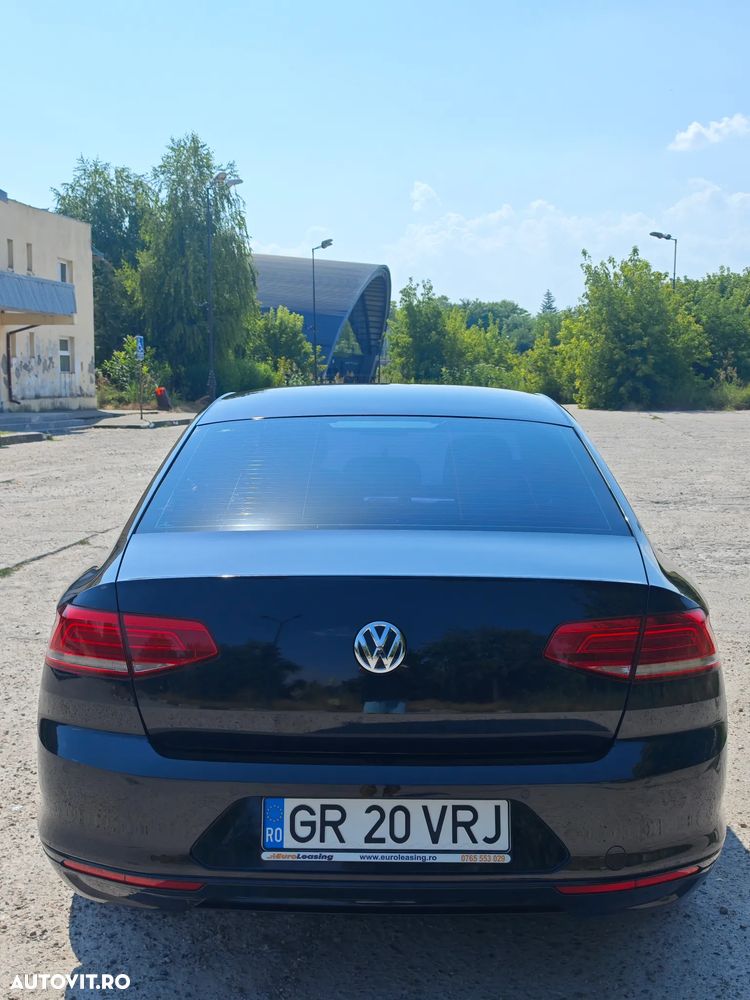 Volkswagen Passat 2.0 TDI Comfortline - 5