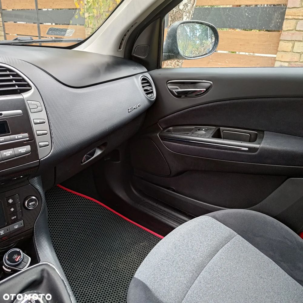Fiat Bravo 2.0 Multijet 16V Emotion - 10