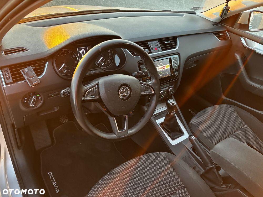 Skoda Octavia 1.4 TSI Ambition - 15