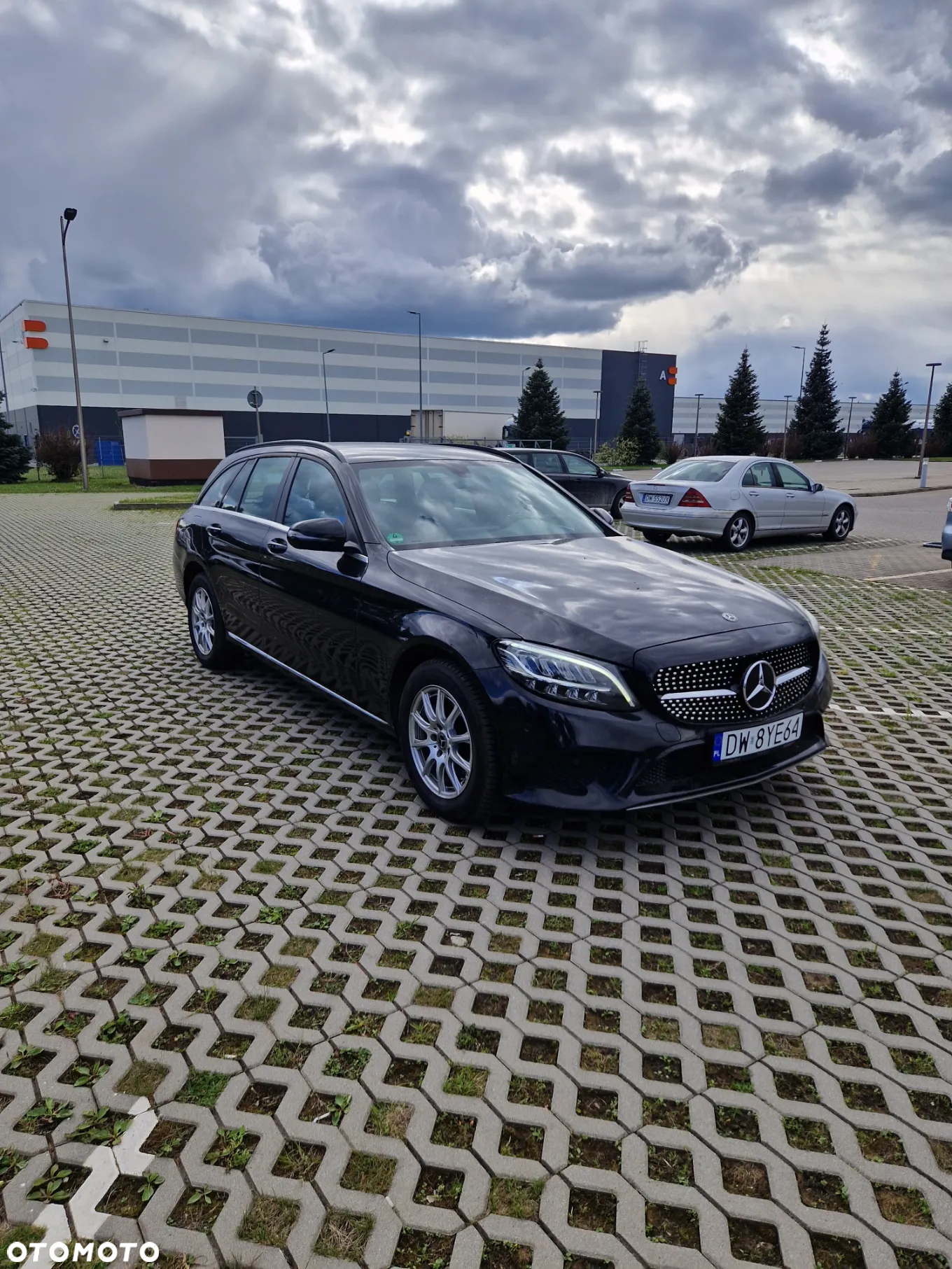 Mercedes-Benz Klasa C 180 d 9G-TRONIC - 17