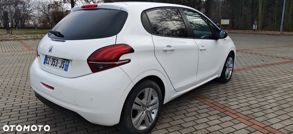 Peugeot 208 PureTech 82 Start & Stop Style - 5