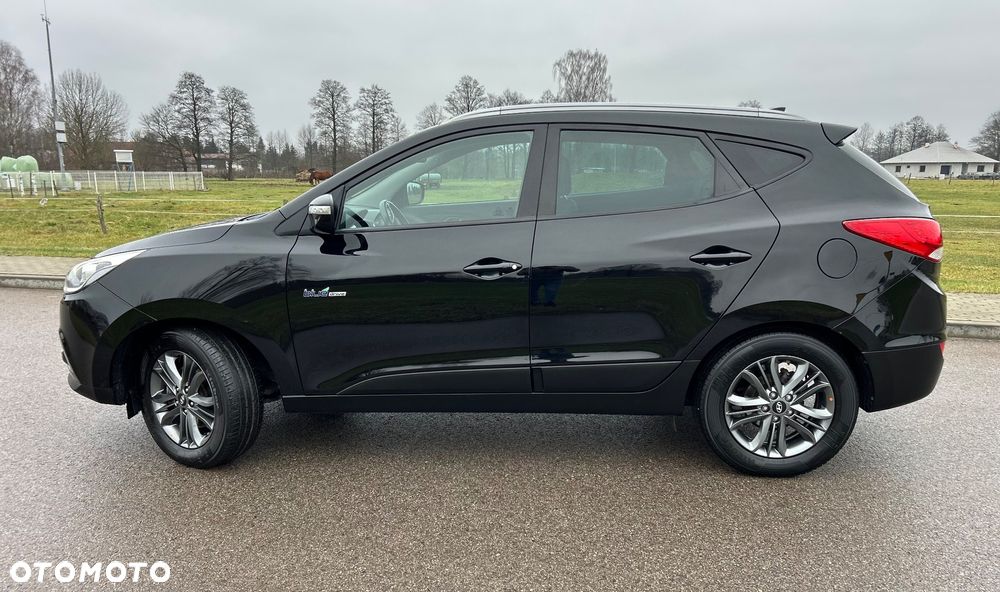 Hyundai ix35 1.7 CRDi 2WD blue Finale Silver - 3