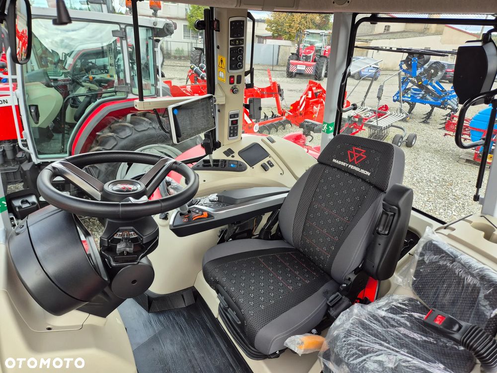 Massey Ferguson 7S.210 Dyna-VT Efficient - 7