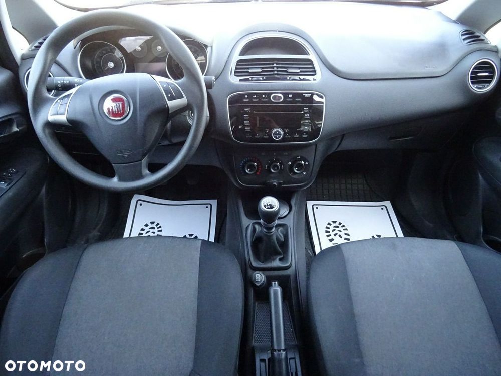 Fiat Punto 2012 - 12