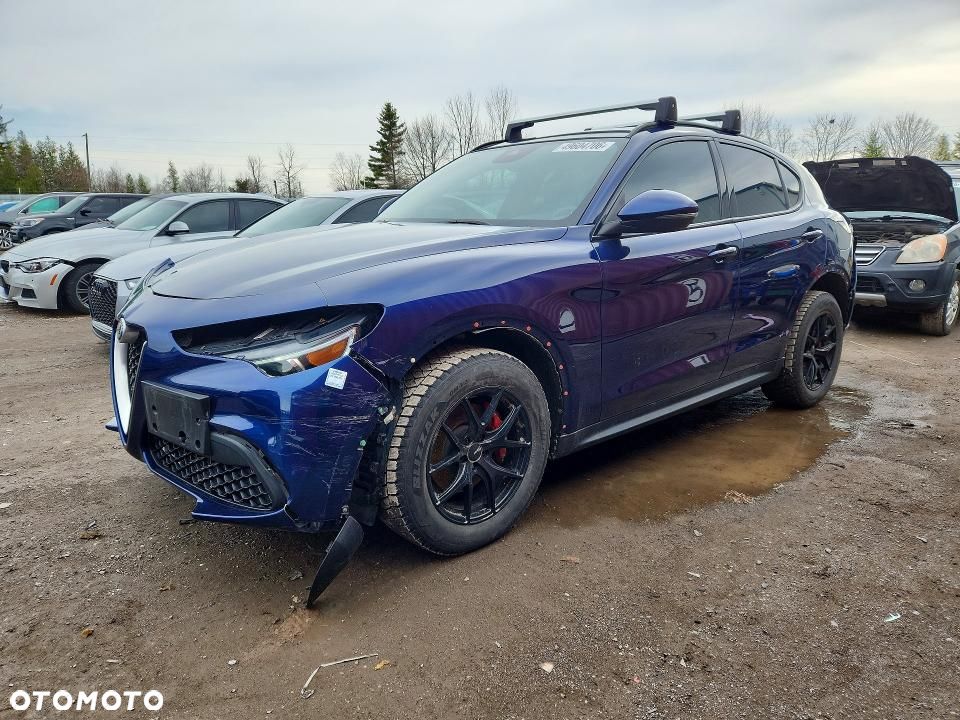 Alfa Romeo Stelvio 2.0 Turbo 16V AT8-Q4 Veloce Ti - 5