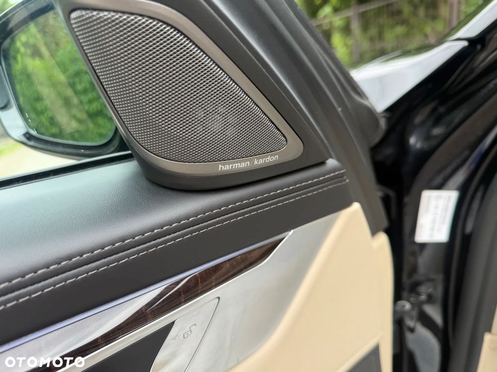 BMW Seria 7 740d xDrive mHEV sport - 30