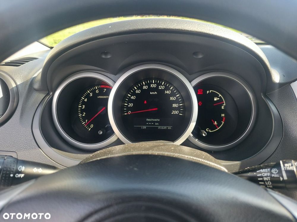 Suzuki Grand Vitara - 15