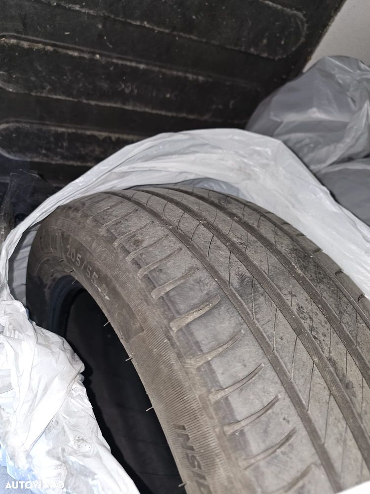 Volkswagen Passat 2.0 TDI DPF Comfortline - 16