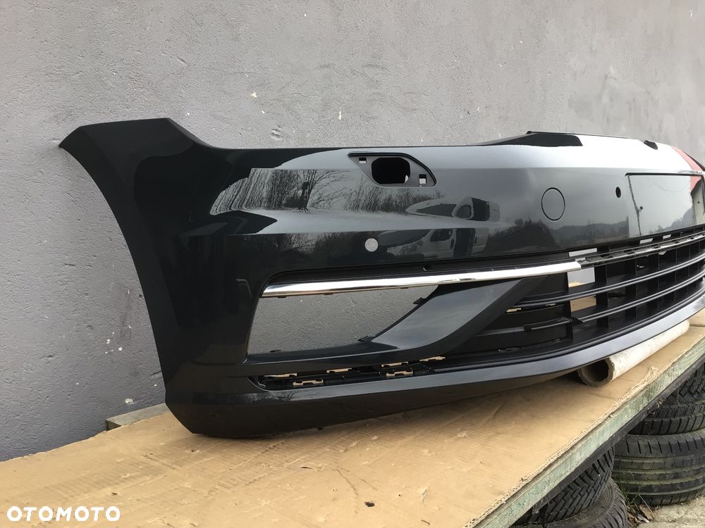 Zderzak przedni VW Golf Vll 7 Lift - 2