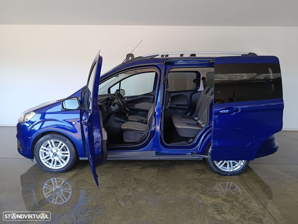 Ford Tourneo Courier 1.0 EcoBoost Titanium - 10