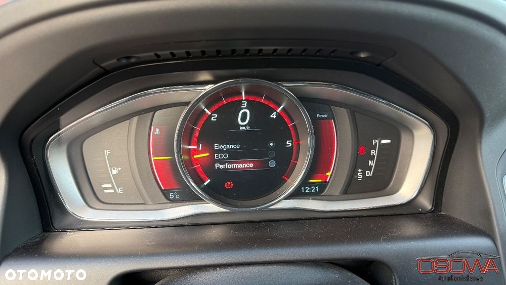 Volvo XC 60 D4 AWD Geartronic Summum - 28