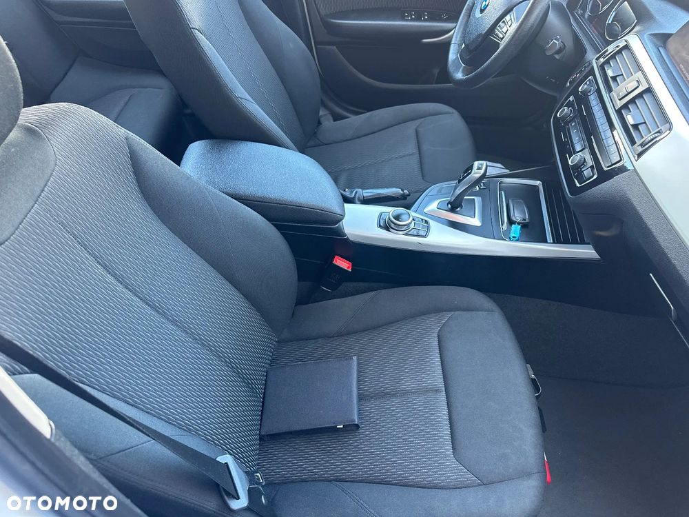 BMW Seria 1 118i Luxury Line - 19