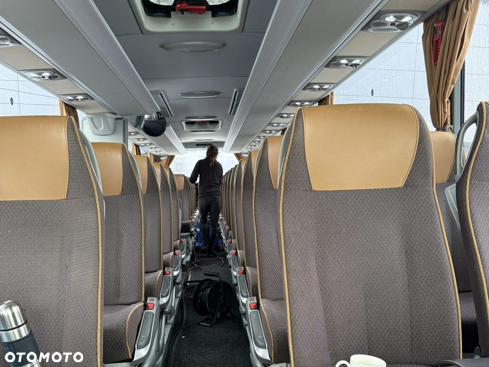 Mercedes-Benz Tourismo RHD 51+1+1 - 9