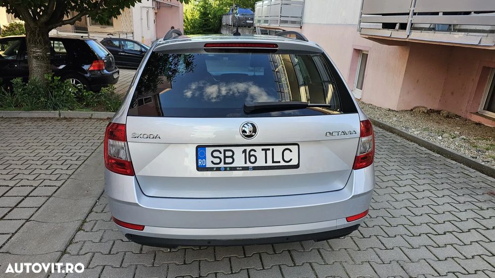 Skoda Octavia 1.6 TDI Ambition - 5