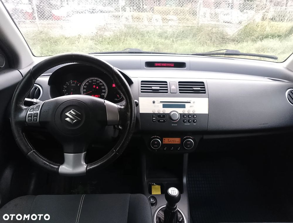 Suzuki Swift 1.3 Comfort+ - 16