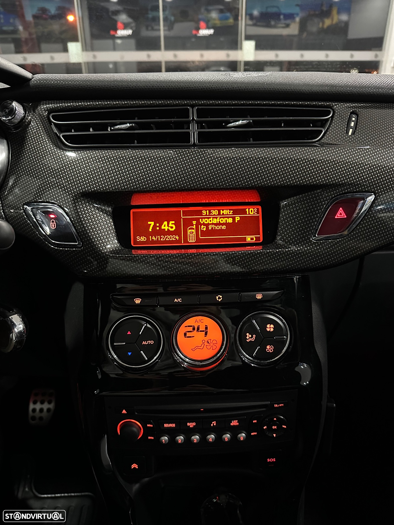 Citroën DS3 1.6 HDi Airdream Sport Chic - 14