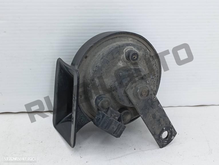 Buzina  Seat Ibiza Ii (6k) [1993_2002] 1.9 Tdi - 2