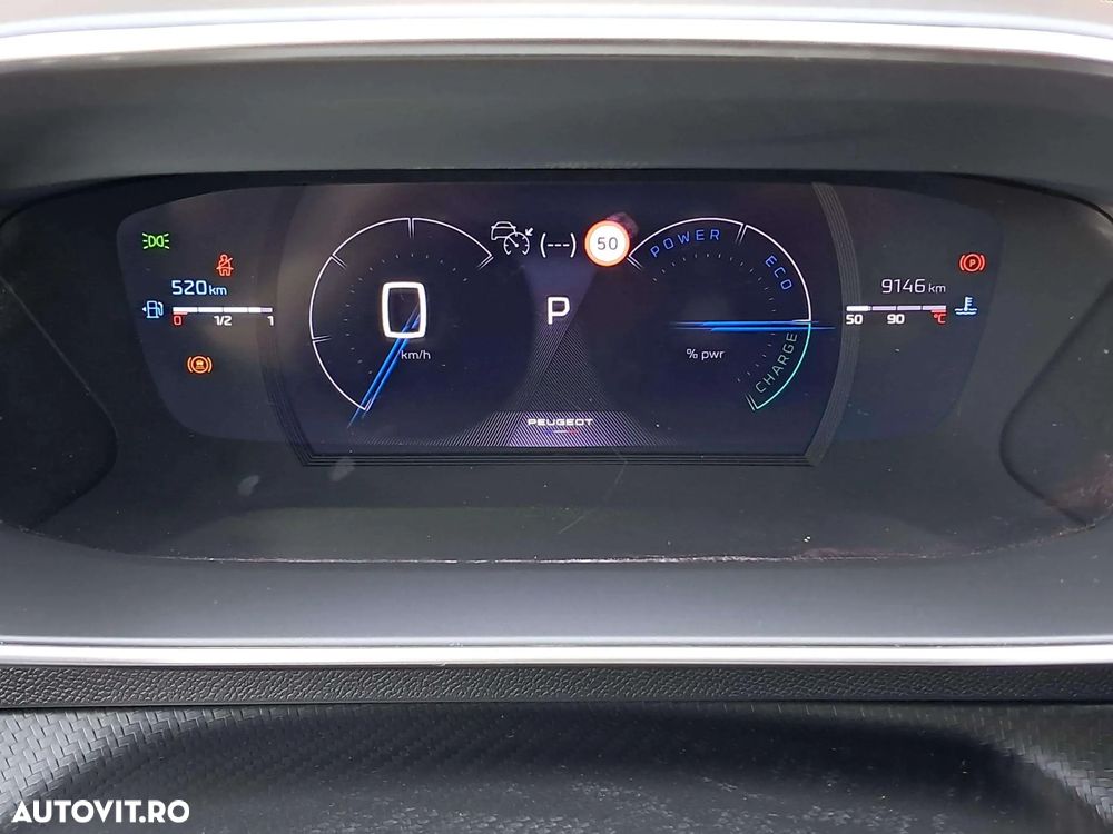 Peugeot 2008 - 11