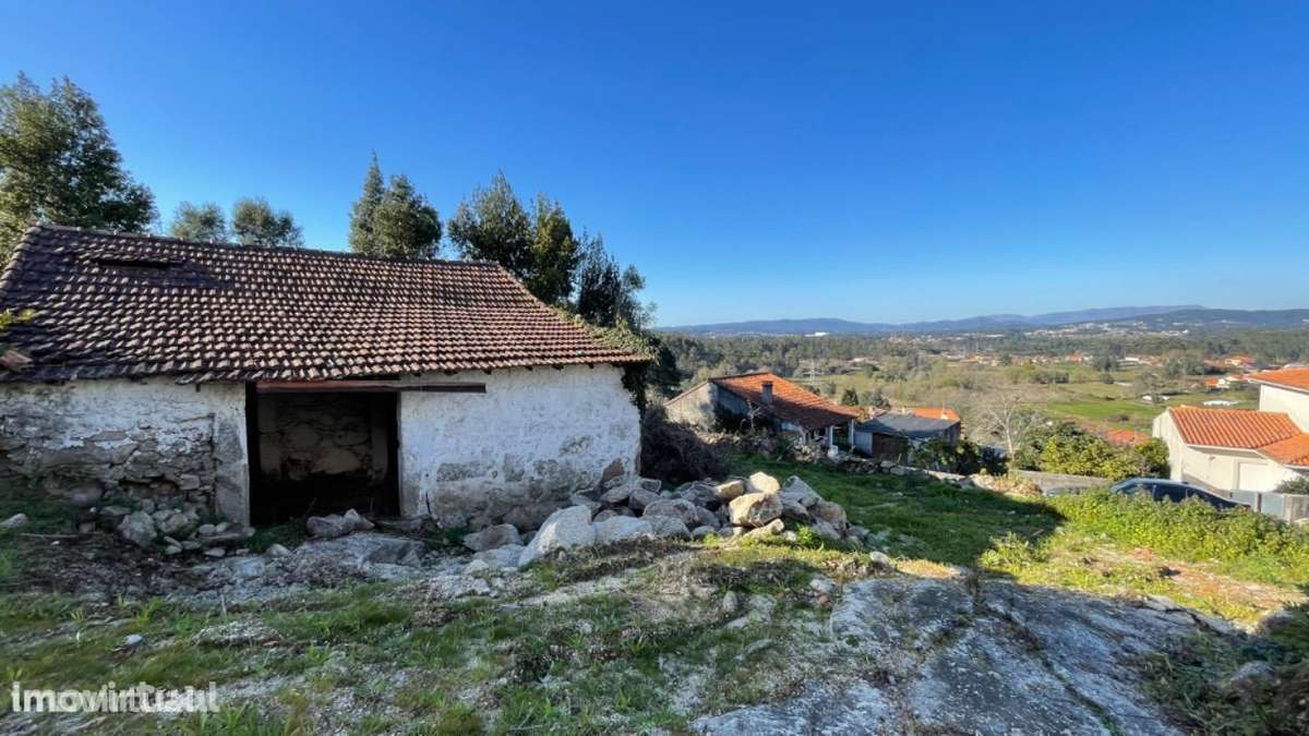 Terreno com ruína - Grande imagem: 5/10