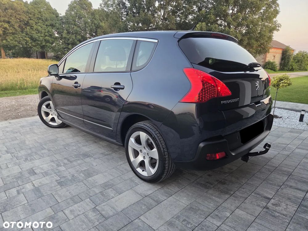 Peugeot 3008 HDi 115 Allure - 4