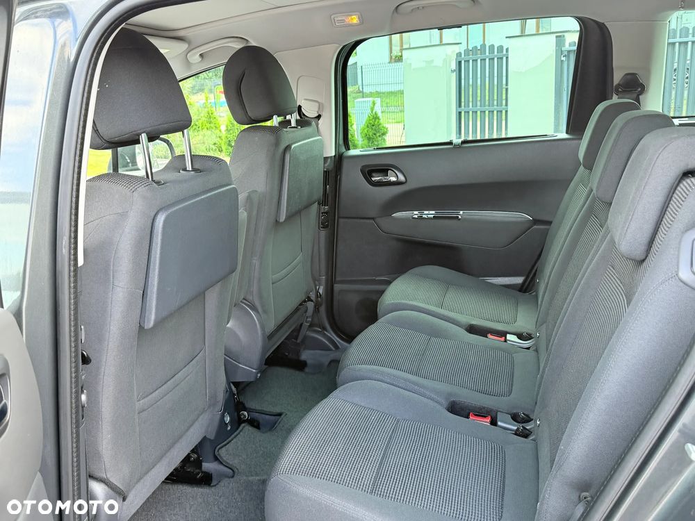 Peugeot 5008 HDI 115 Allure - 10