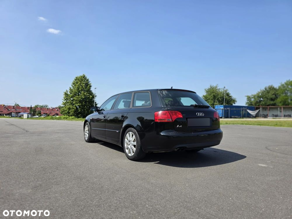 Audi A4 Avant 2.0 TDI - 6