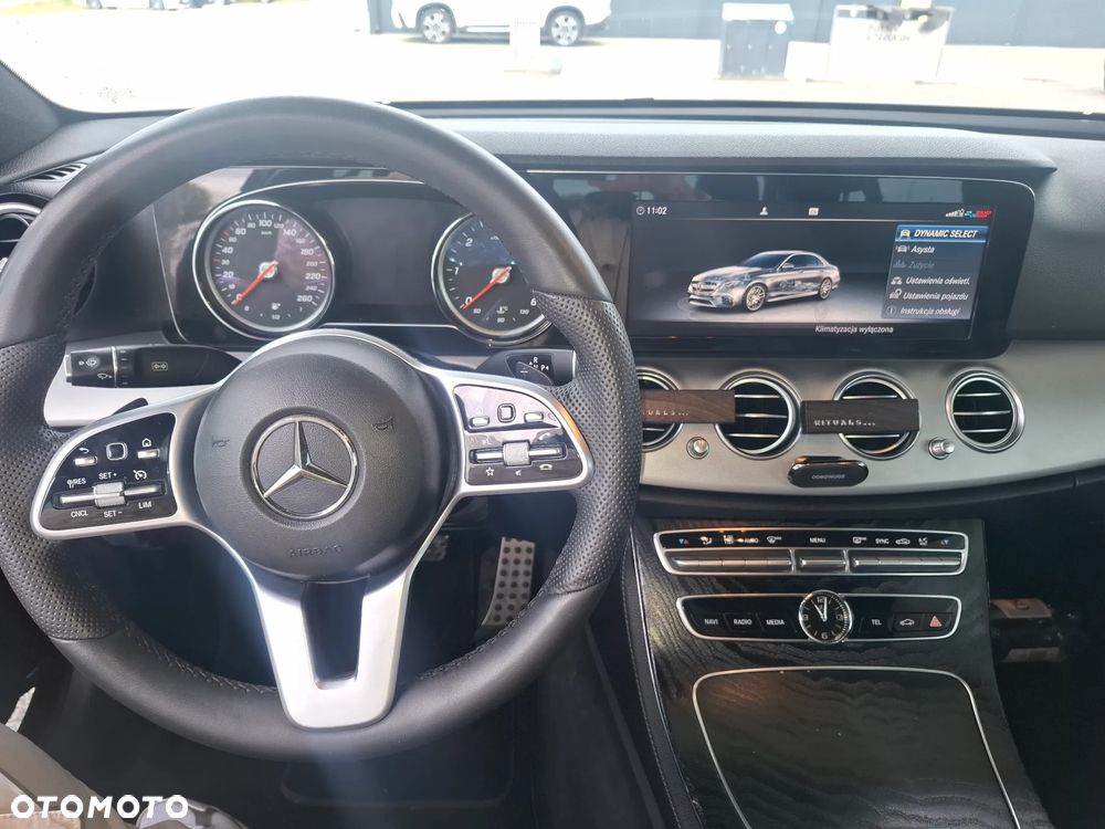 Mercedes-Benz Klasa E 200 d 9G-TRONIC - 20