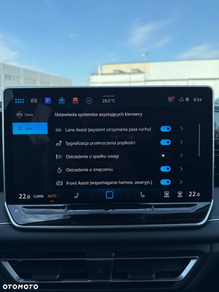 Volkswagen Tiguan - 19