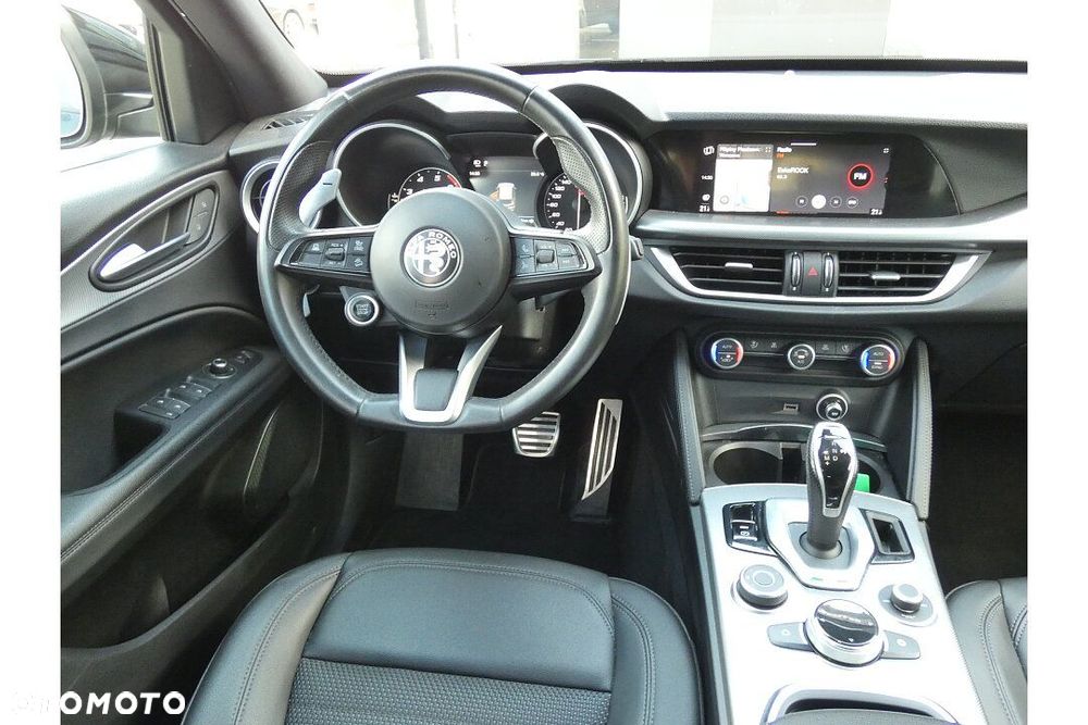 Alfa Romeo Stelvio 2.0 Turbo Sprint Q4 - 9