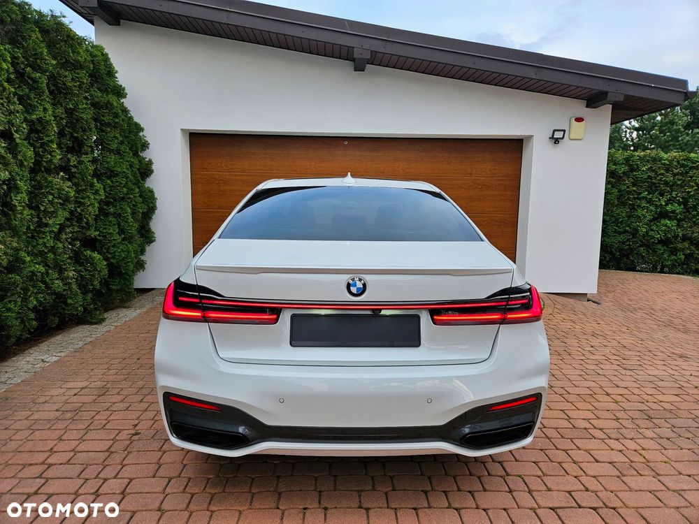 BMW Seria 7 740Ld xDrive mHEV - 11