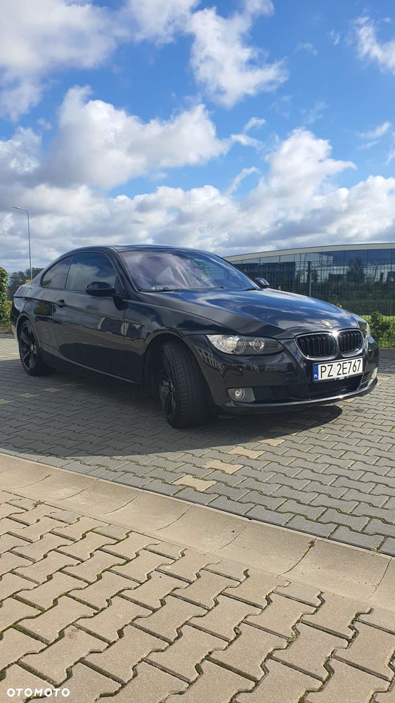 BMW Seria 3 325i - 1